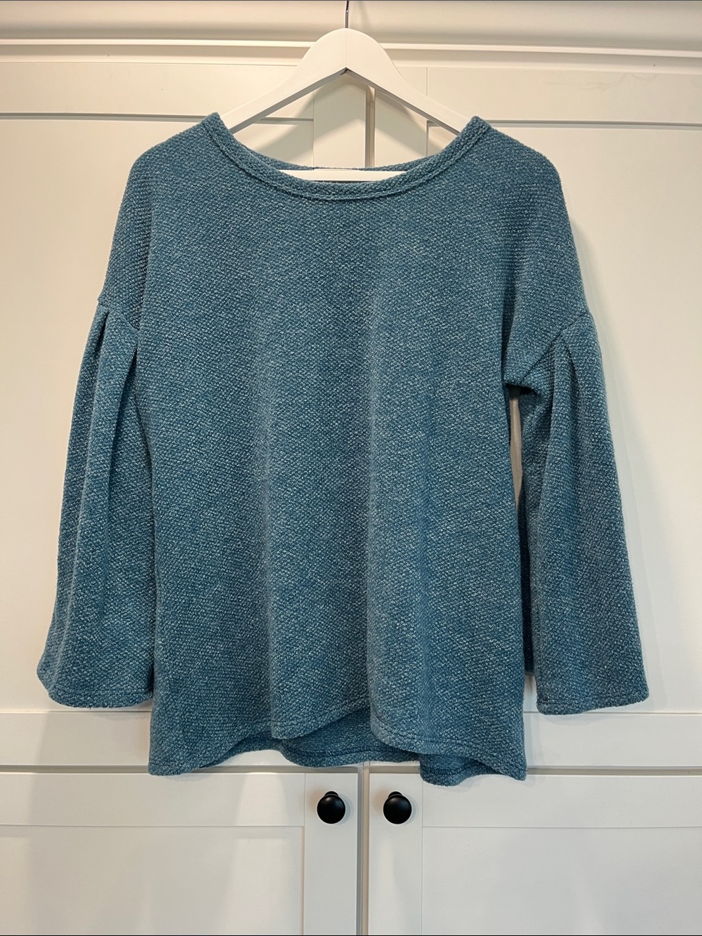 entro Teal-Blue Teddy Bear Textured Scoop Neck Bell Sleeve Sweater